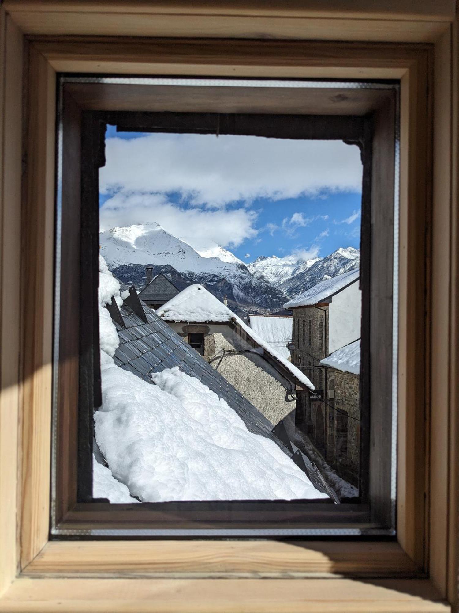 Nornore: Una Casa Especial En La Montana 皮德拉菲塔德雅卡 外观 照片